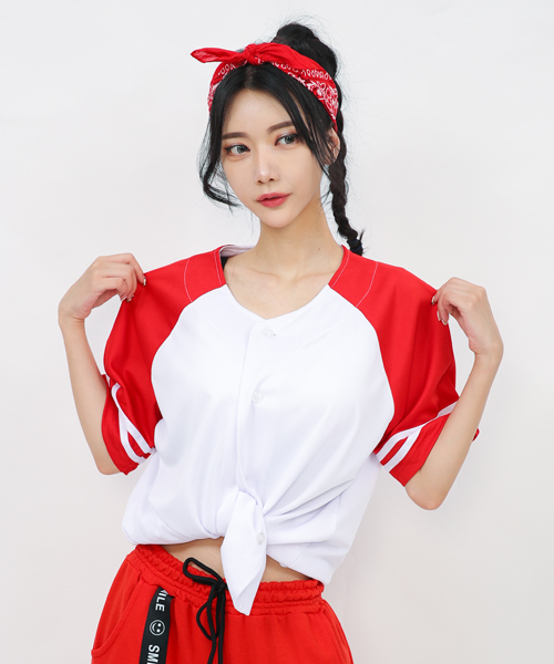 Unique 746 어깨라인 배색져지~