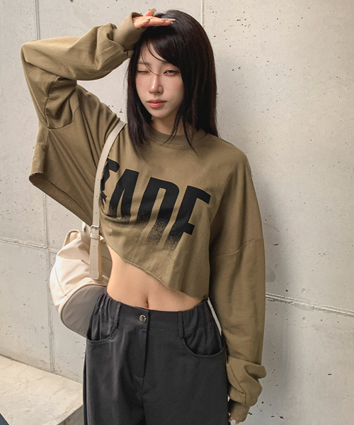 Unique1515 페이드 크롭맨투맨~