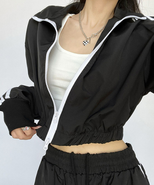 Unique1548 라인트랙 크롭집업~