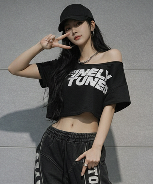 Unique1554 튠 오프숄더 크롭티~